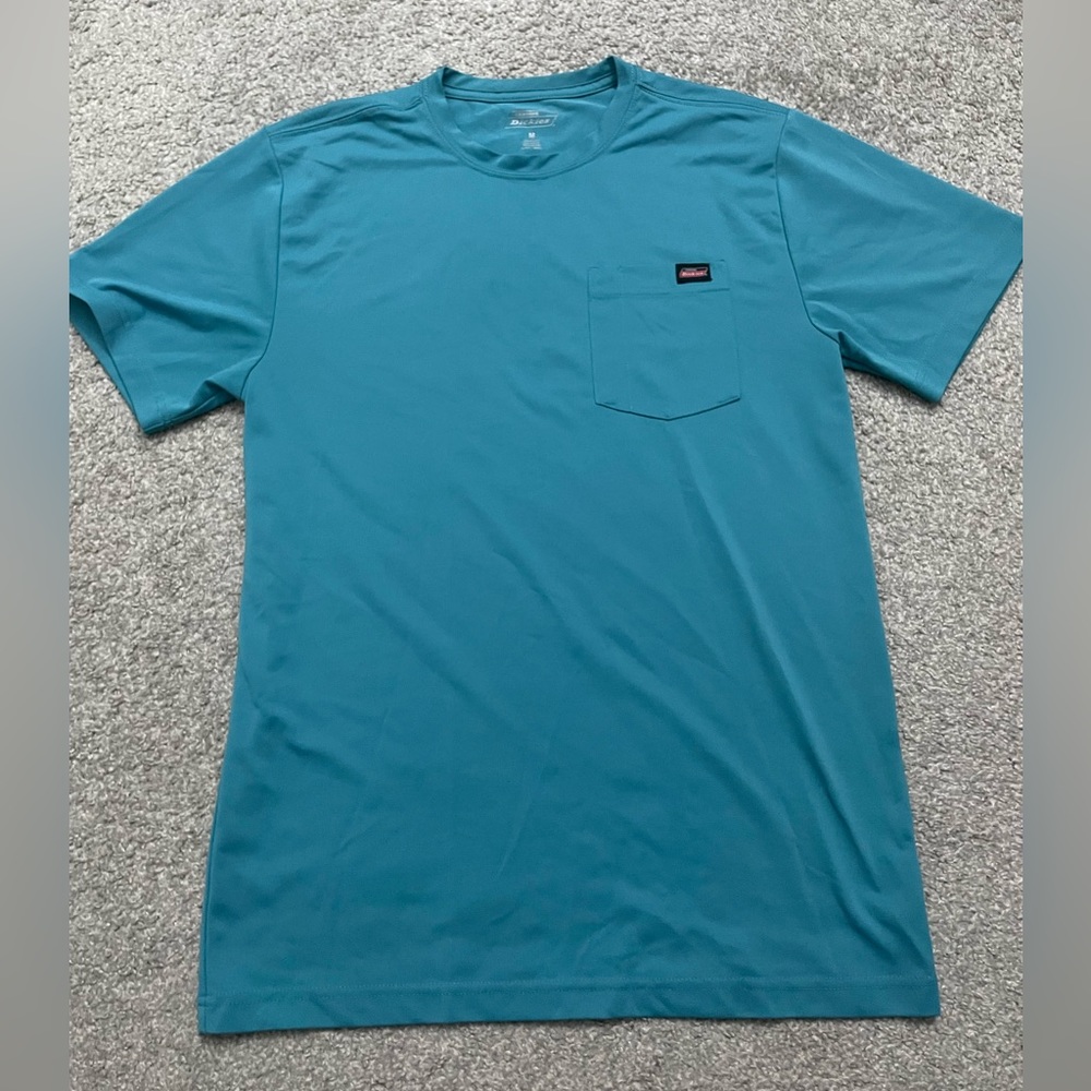 Dickies Mens Work-shirt. Size: M Color: Cerulean